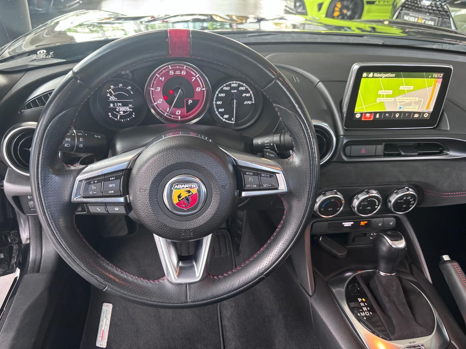 Fahrzeugabbildung Abarth 124 Spider  Navi KLIMA LEDER ALU Sitzheizung