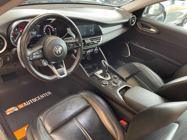 Alfa Romeo Giulia 2,2 JTDM Executive *BI-XENON*ACC*AHK*LED*