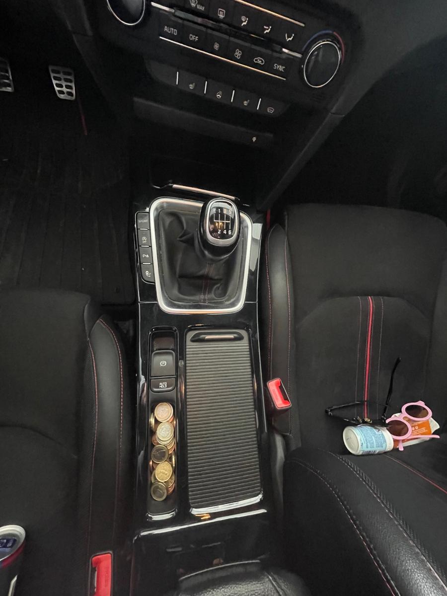 Kia pro_cee'd / ProCeed 1.6 T-GDI GT GT
