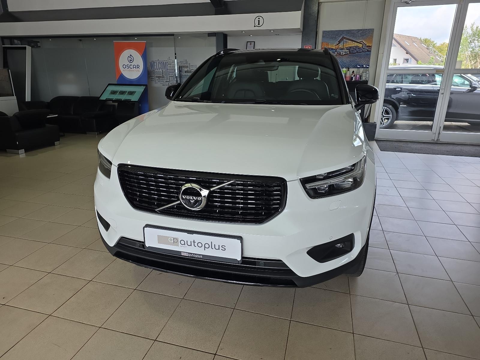 Volvo XC40 B4 R-Design ACC Leder 360° H/K LED Memory