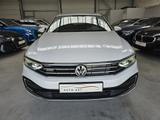 Volkswagen Passat GTE ACC AHK Pano Navi Leder CarPlay HUD - Volkswagen Passat: Standheizung
