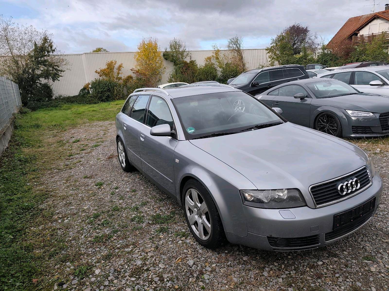 Audi A4 2004 — rear view