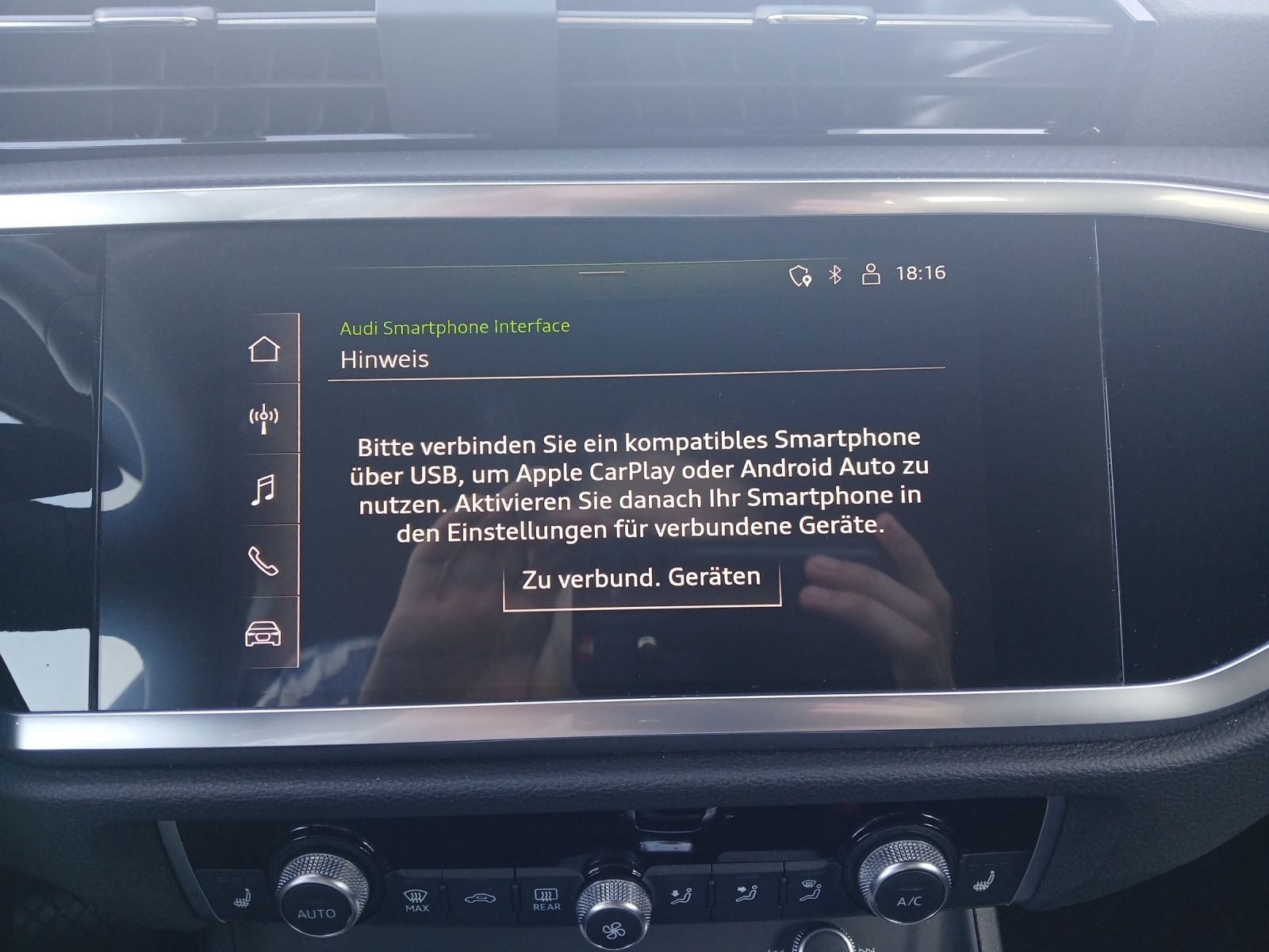 Fahrzeugabbildung Audi Q3 35 TDI advanced S-tronic LED AHK AVC ACC