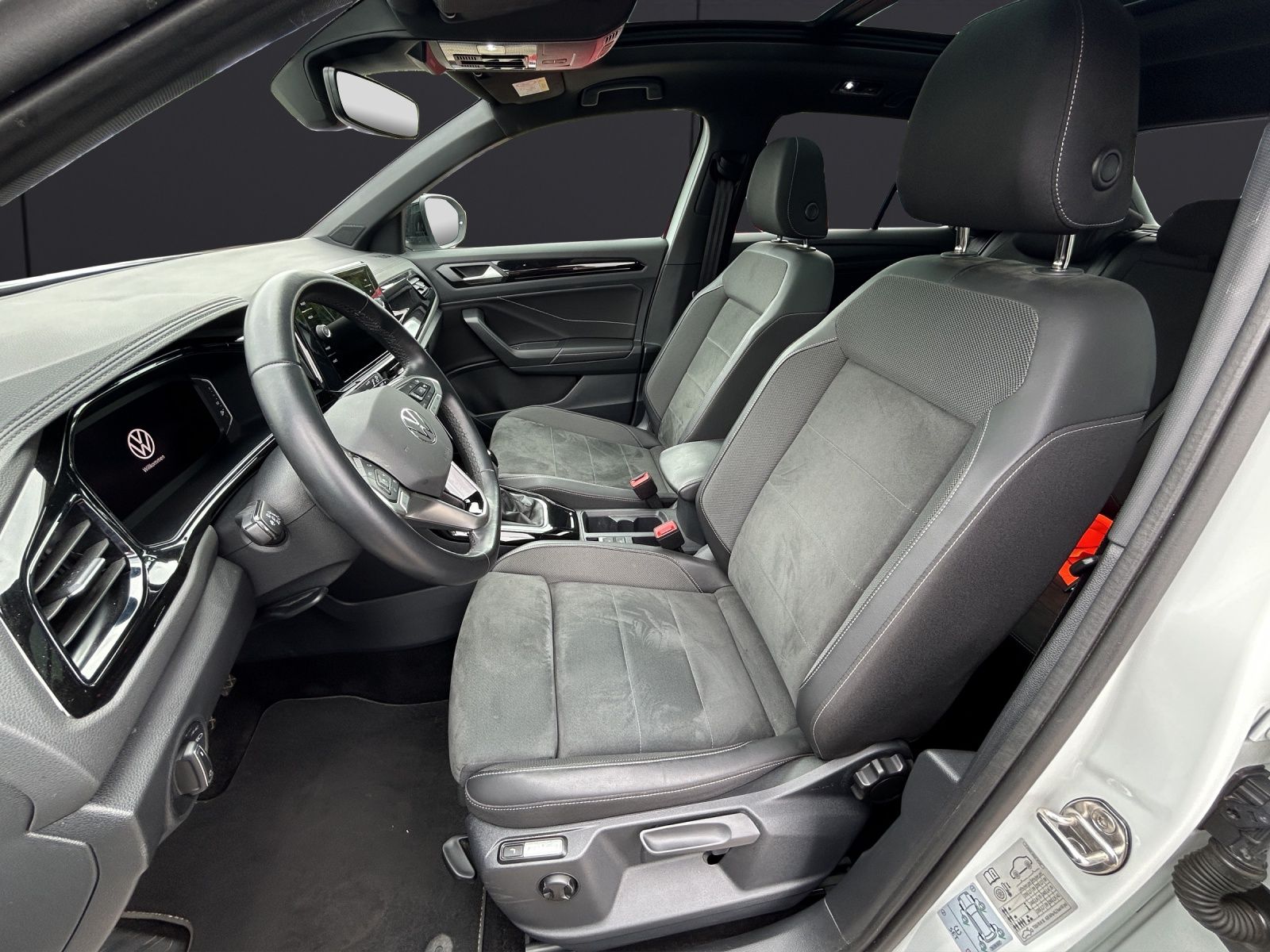 Fahrzeugabbildung Volkswagen T-Roc TDI Style DSG Matrix Navi ACC RFK Pano SHZ