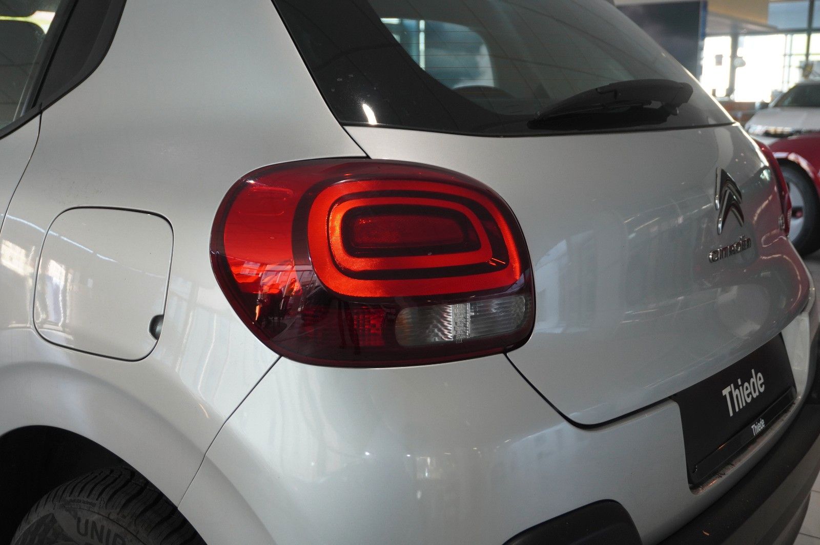 Fahrzeugabbildung Citroën C3 LIM. 1.2 LIVE KLIMA/TEMP./NEBEL/SPORT/USB