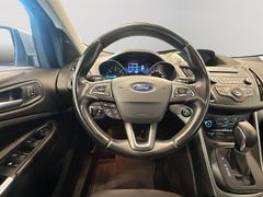 FORD Kuga Trend Allrad Automatik PDC AHK