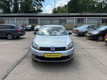 Volkswagen Golf - 1