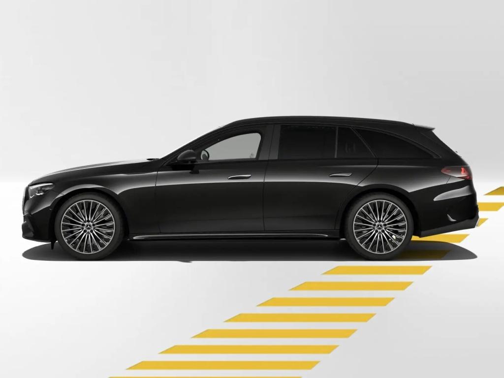 Mercedes-Benz E 220 d T AMG EDITION NIGHT DISTR AHK PANO 360°