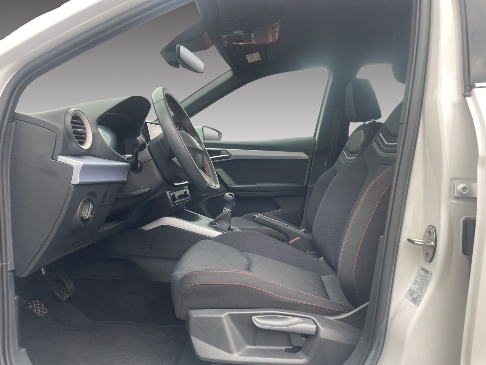 Seat Arona - Bild 13