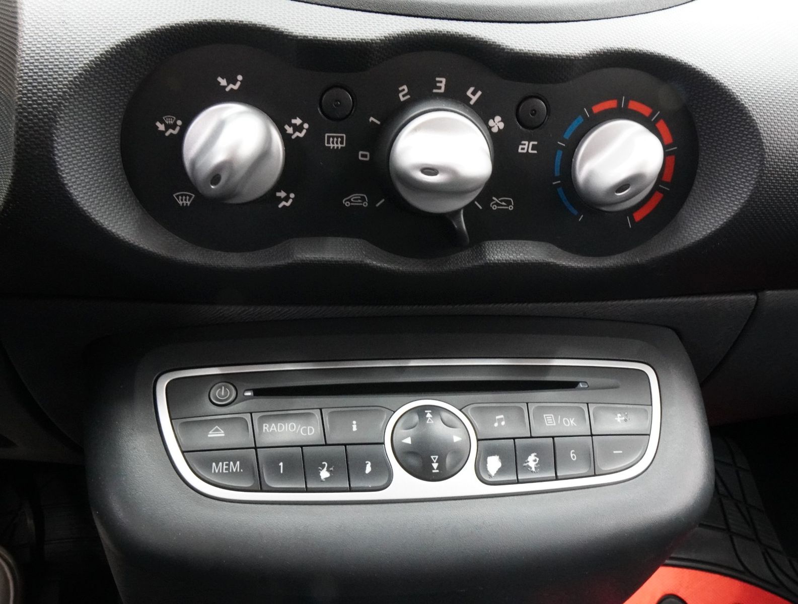 Fahrzeugabbildung Renault Twingo *8-fach*Klima*