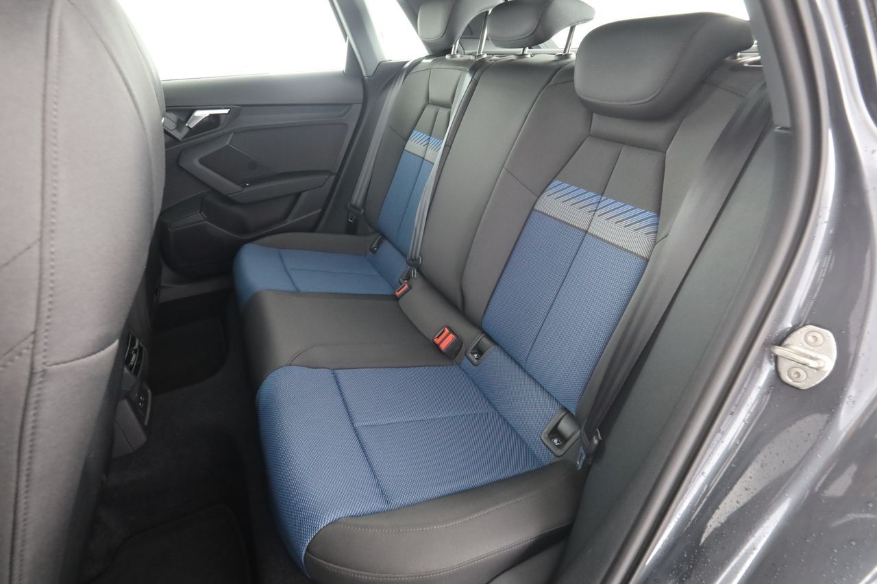 Audi AUDI A3 4ª serie A3 SPB 30 TFSI Business imagem 3