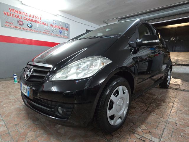 Mercedes-Benz MERCEDES CLASSE A 160 BLUEFFICIENCY 2011 DA VETR