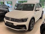Volkswagen Tiguan Highline 2X R-LINE 4Motion 1HAND - Volkswagen Tiguan: 1.4