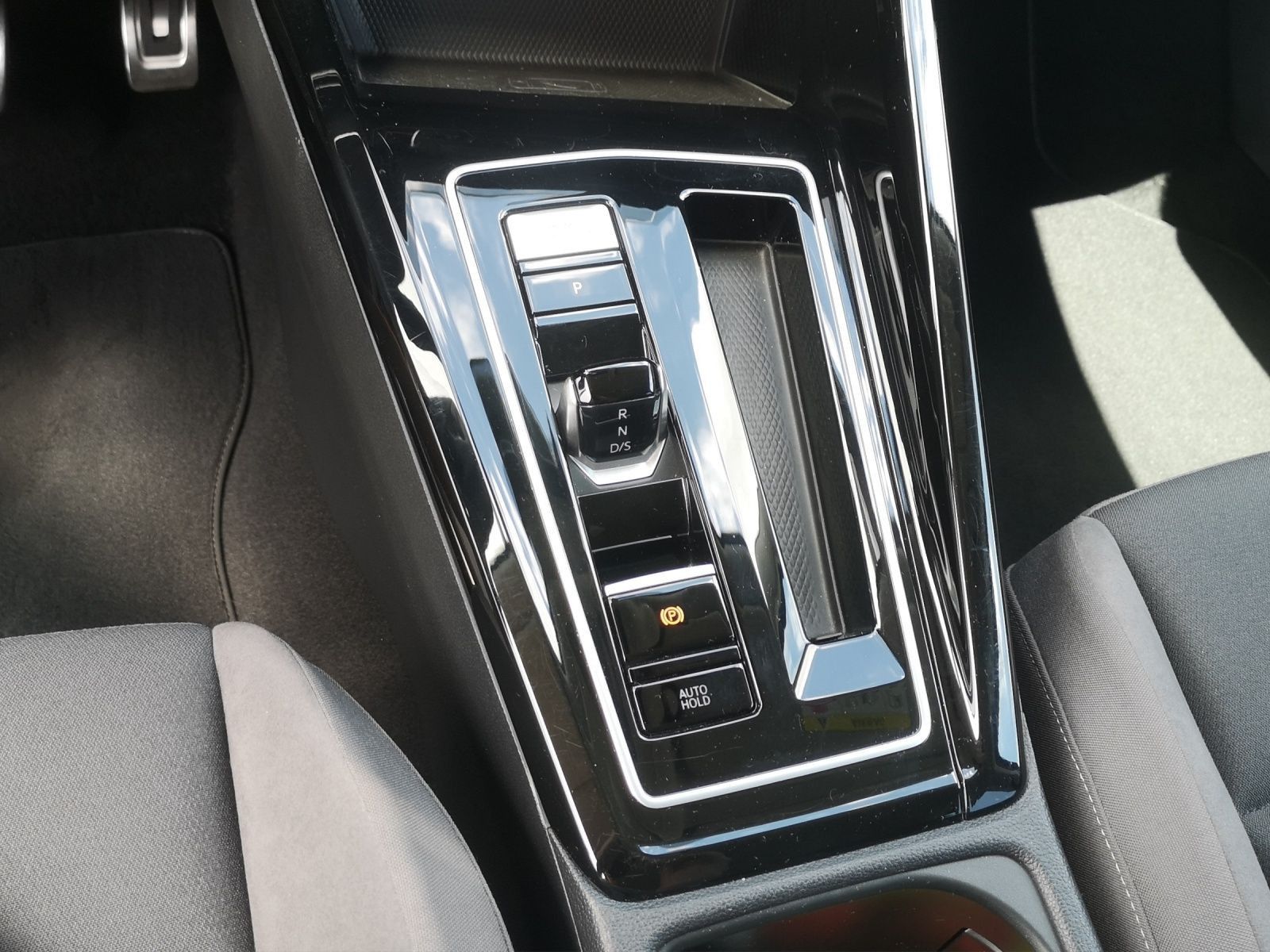 Volkswagen Golf - Bild 10