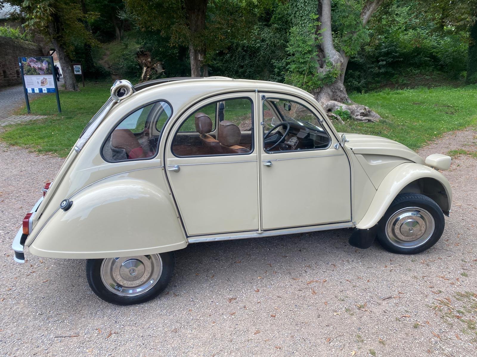 Citroën 2 CV4 Sammlerzustand Ente TÜV NEU Oldtimer