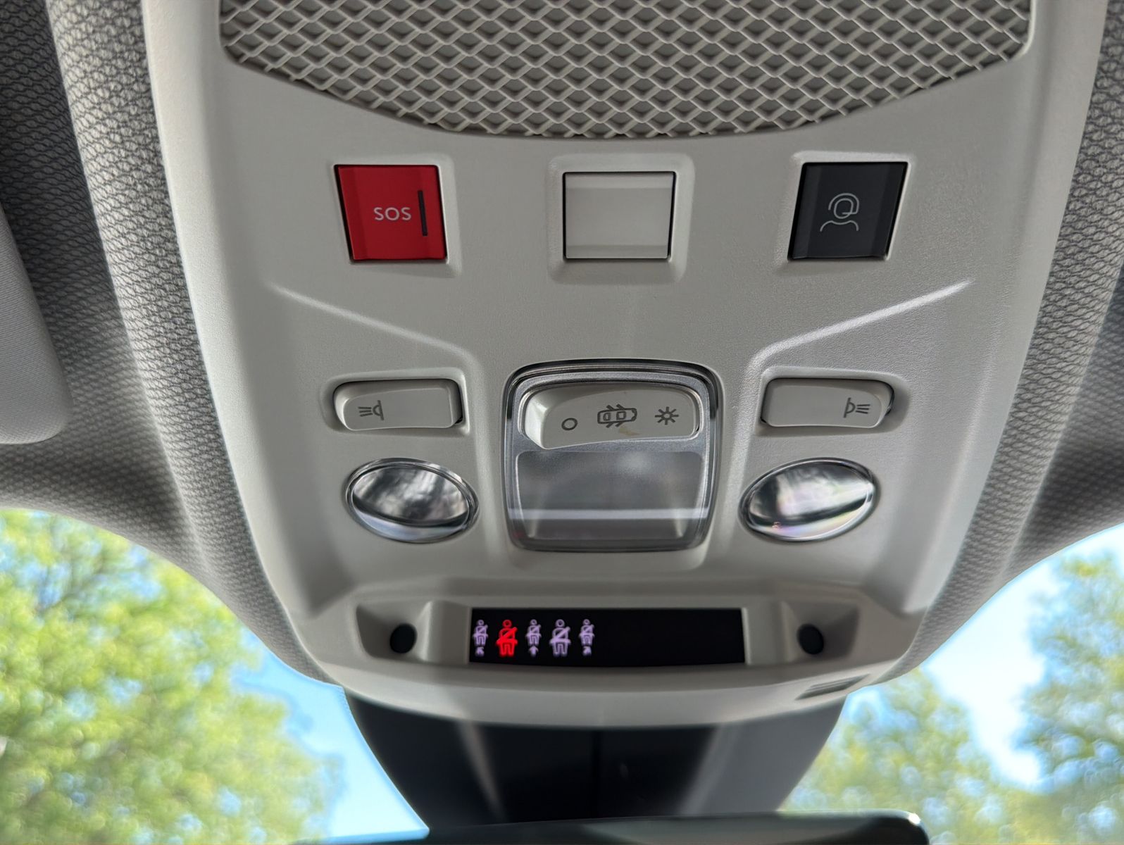 Fahrzeugabbildung Jeep Avenger Longitude Electric/ Automatik/ 54kW