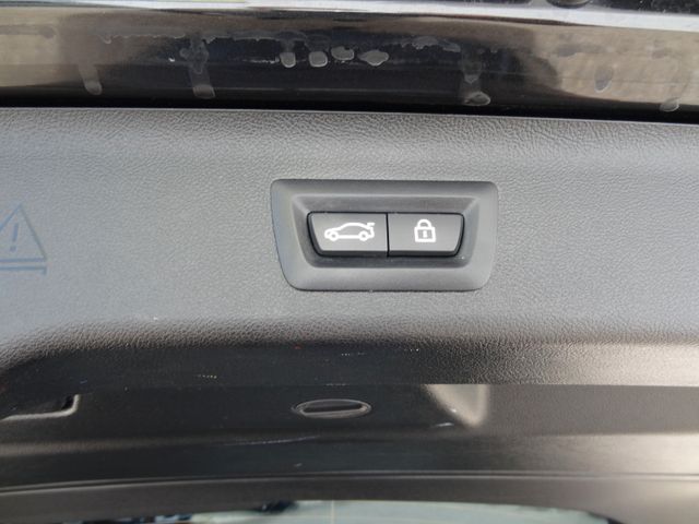 Fahrzeugabbildung BMW 530d xDrive M Sport/Virtual/Kam/Navi/Leder/