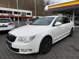 Skoda Superb Greenline AHK*Navi*PDC*Tempomat - Skoda Superb Greenline mit Diesel-Antrieb