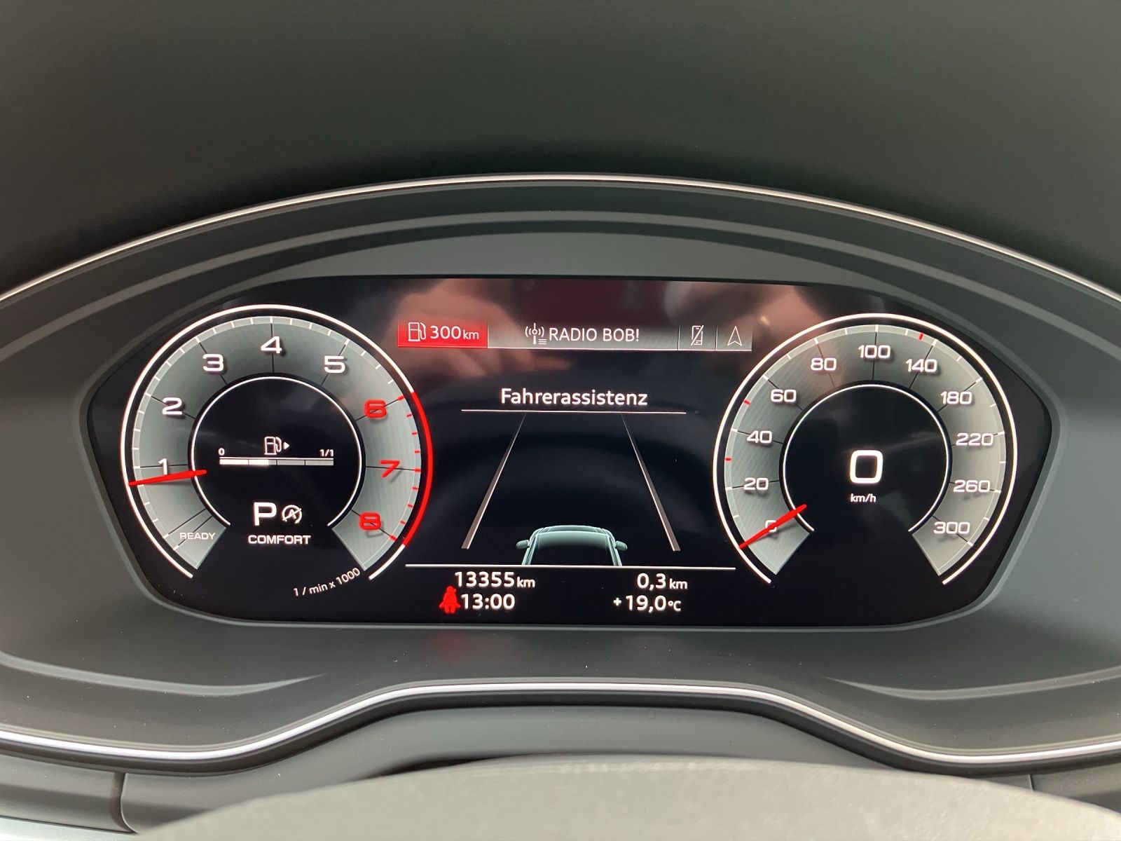 Fahrzeugabbildung Audi Q5 40 TFSI quattro advanced