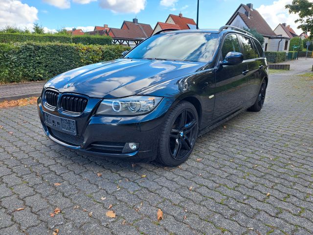 BMW 320i touring HU Neu