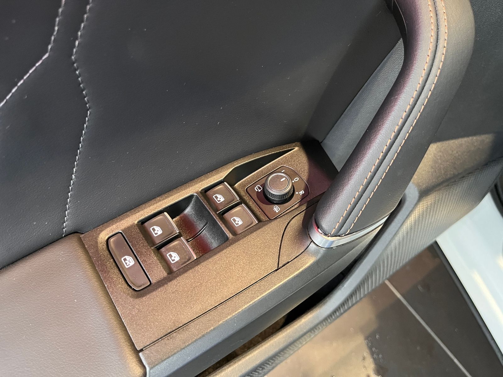 Fahrzeugabbildung CUPRA Formentor VZ 4Drive Beats LED NAVI