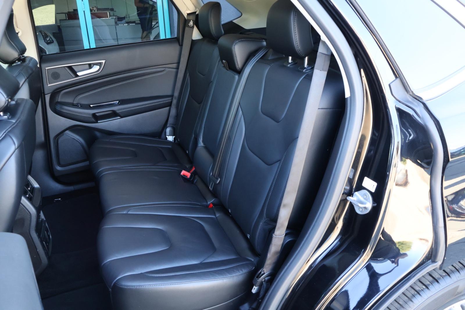 Ford Edge Titanium 4x4 LED/SHZ/NAV/TEMP