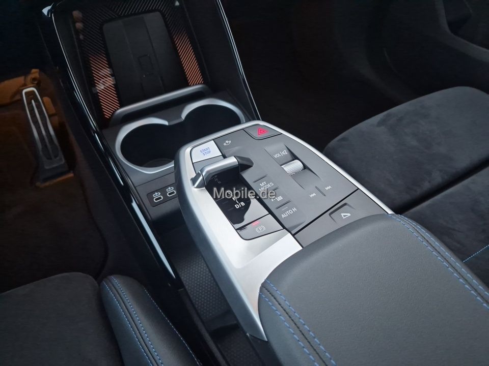 BMW iX2 - Bild 13