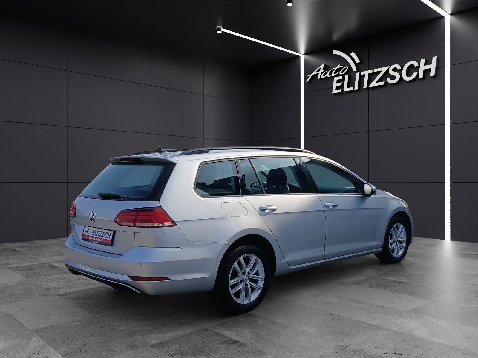 Fahrzeugabbildung Volkswagen Golf VII Variant TDI Comfortline Standhzg LED Na