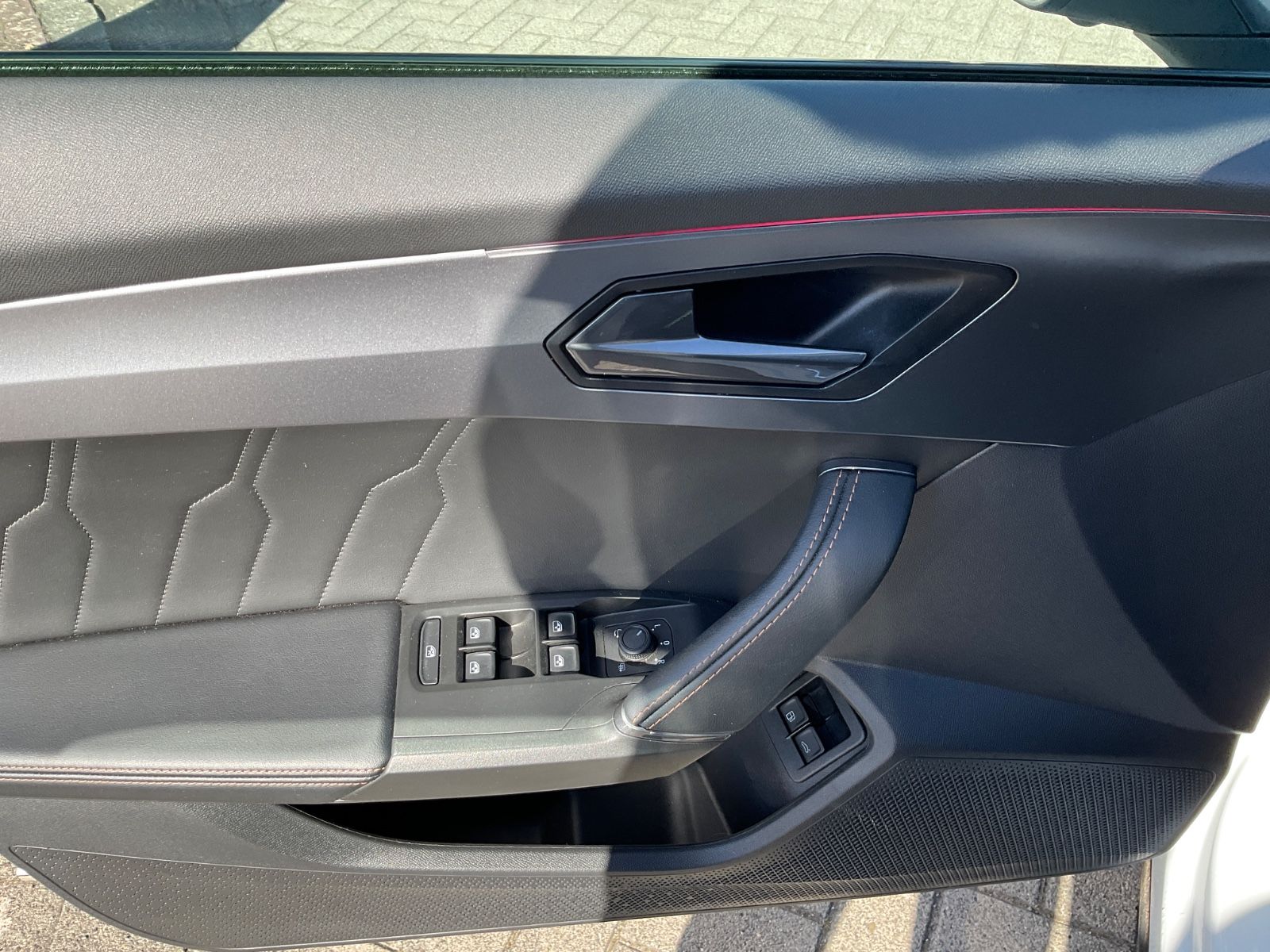 Fahrzeugabbildung CUPRA Formentor 1.4 eHYBRID,Panorama,Navi,Kamera,Matri