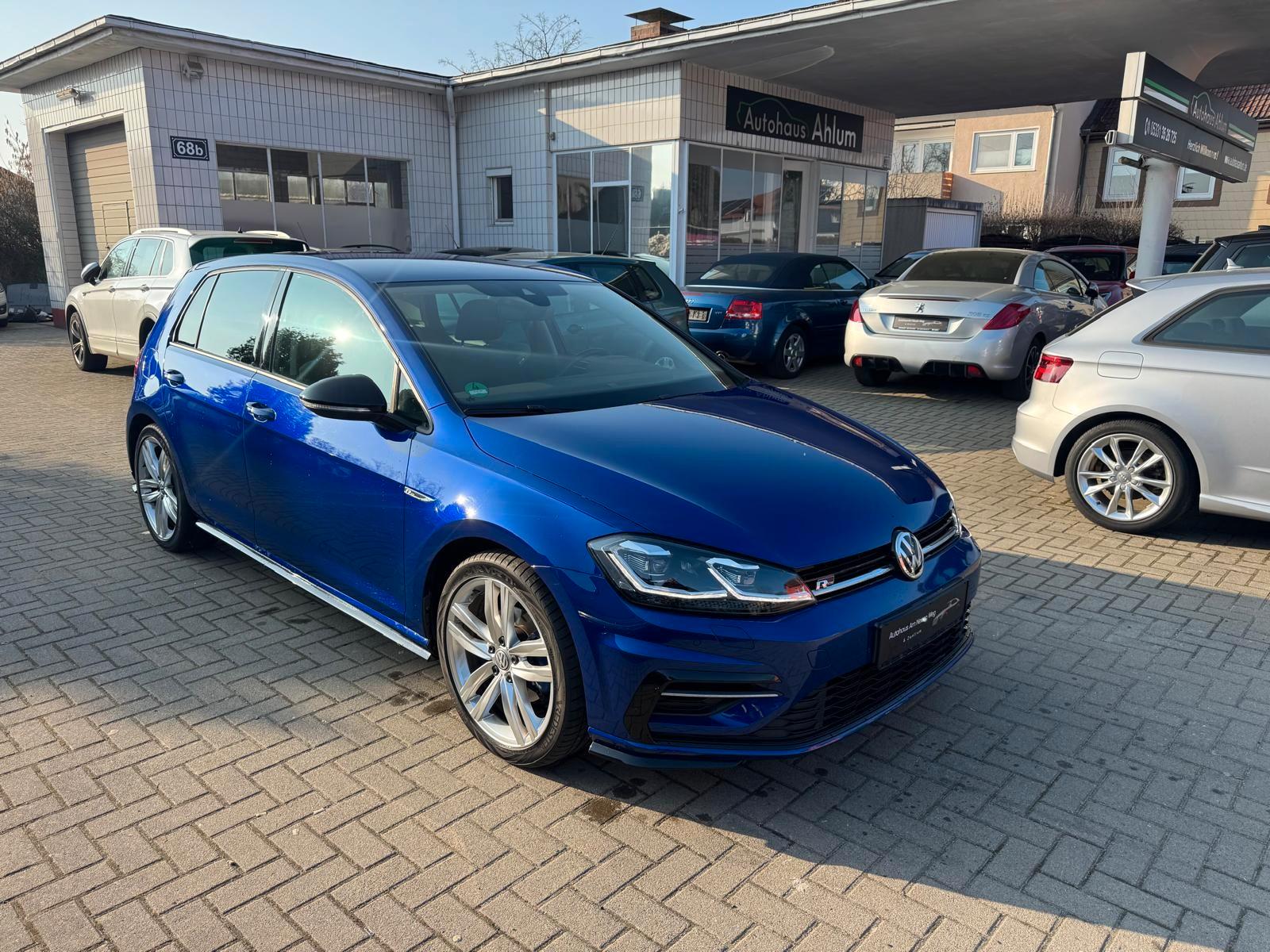 Volkswagen Golf VII Lim. Highline BMT/Start-Stopp R-Line
