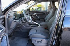 AUDI Q5 2.0 TDI / S-LINE / 21"/ BUSINESS/ AHK