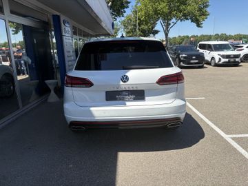 Volkswagen Touareg - 7