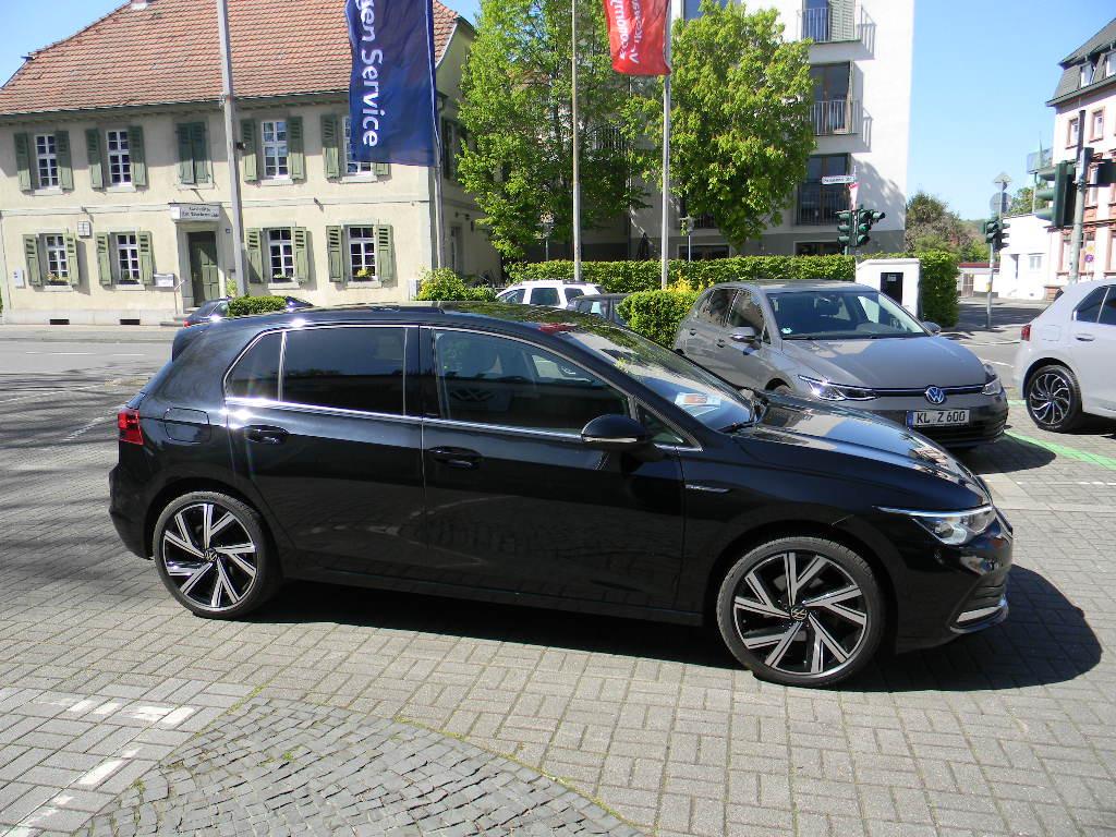 Volkswagen Golf VIII Lim. Style 1,5 TSI 6 GANG KAMERA, миниатюра 4