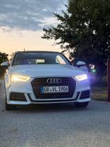 Audi Cabriolet - Audi Cabriolet mit Benzin-Antrieb: Automatik