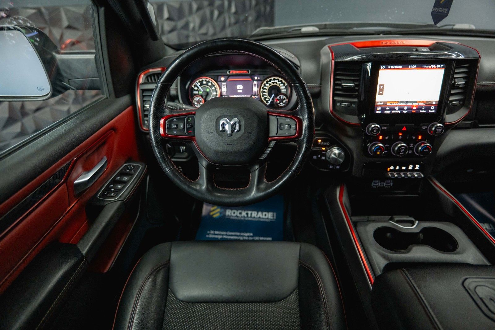 Fahrzeugabbildung Dodge RAM 5.7 V8 HEMI 4x4 REBEL AXLE LOCK Airmatic LED