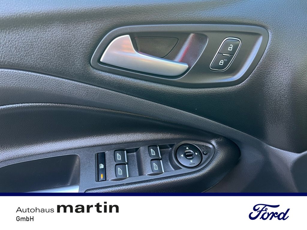 Fahrzeugabbildung Ford Kuga 1.5 ST-Line KLIMA SYNC PDC SHZ KAMERA NAVI