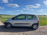 Renault Twingo Baujahr 2005 mit Faltdach - : Kleinwagen, mit Faltdach