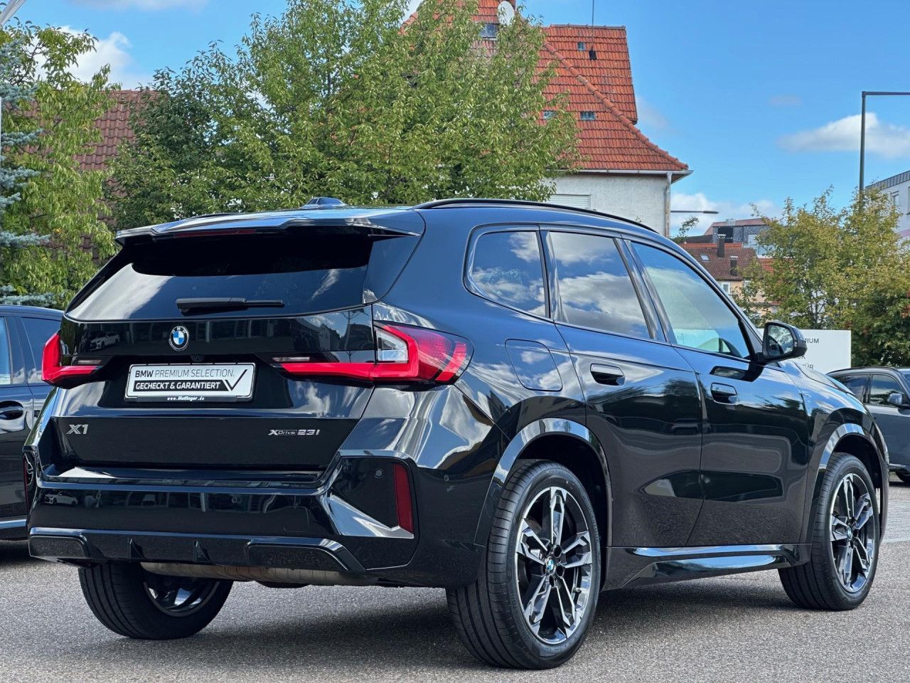 BMW X1 x23i M Sport PanoD.AktivS.HUD ACC SurView.19 foto 5