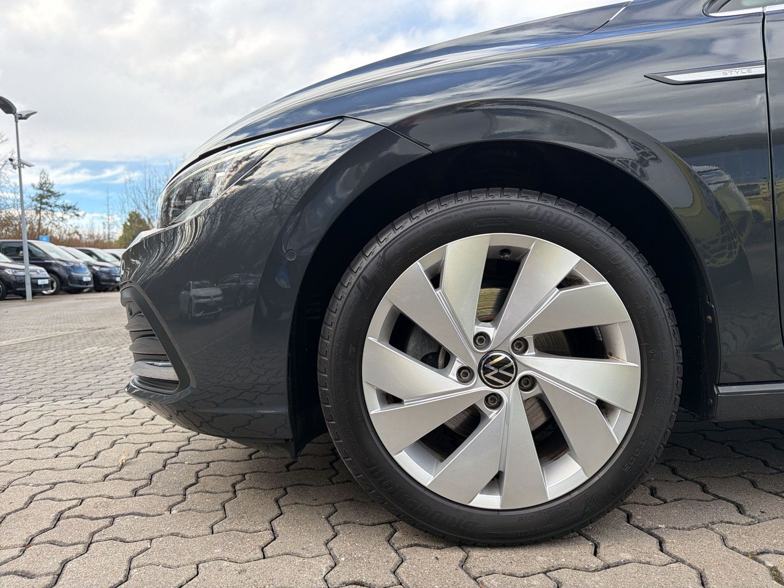 Golf  Variant Style eTSi DSG Navi LED Style