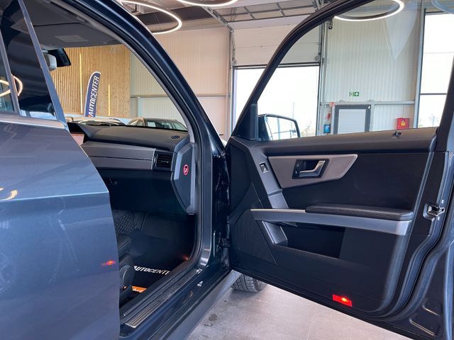 MYAUTOCENTER – Gebraucht- und Jahreswagen mit Werkstattservice in Pfaffenhofen Mercedes-Benz GLK 350 CDI 4Matic *Navi*Klima*AHK*SHZ*