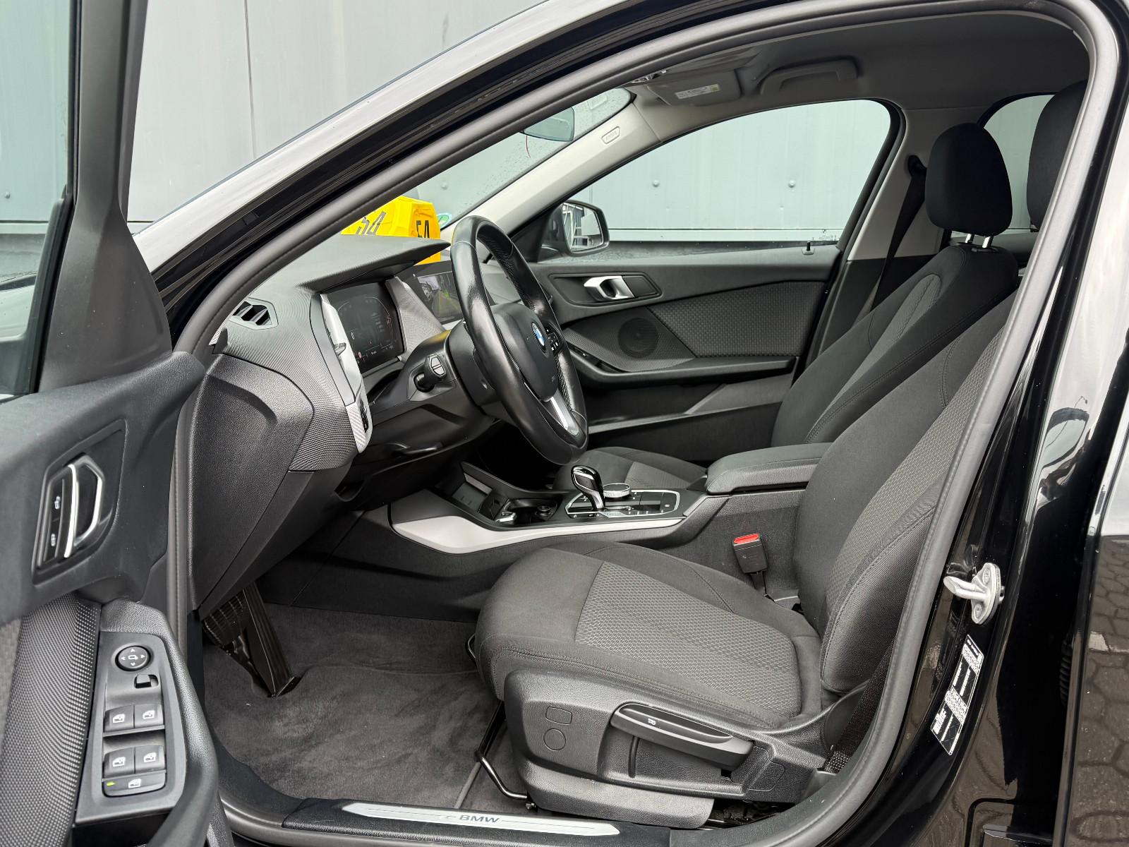 BMW 118 i Sport Line, миниатюра 9