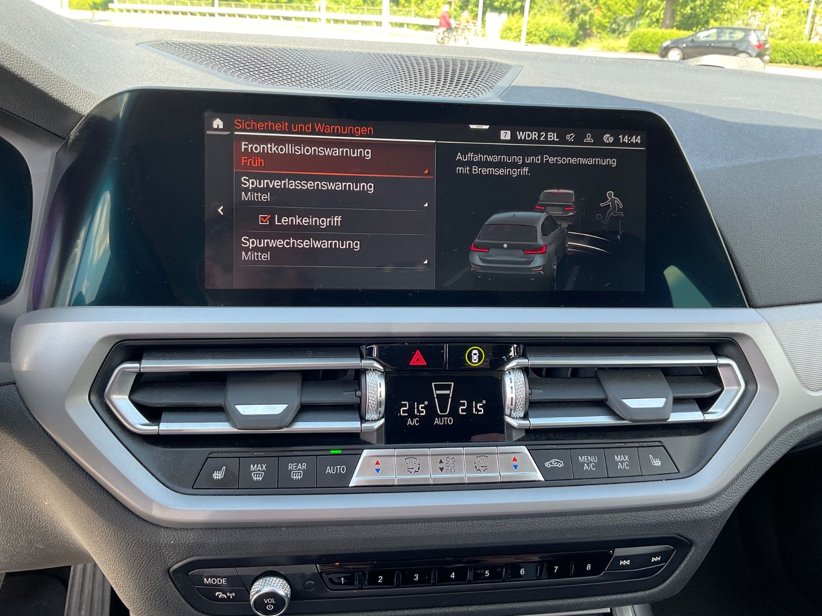 Fahrzeugabbildung BMW 320d xDrive Touring,AHK,LED,Navi,VirtualCockpit