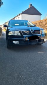 Skoda Octavia Combi 2.0 TDI PD DSG Elegance Elegance - Skoda Octavia aus 2005 mit Diesel-Antrieb