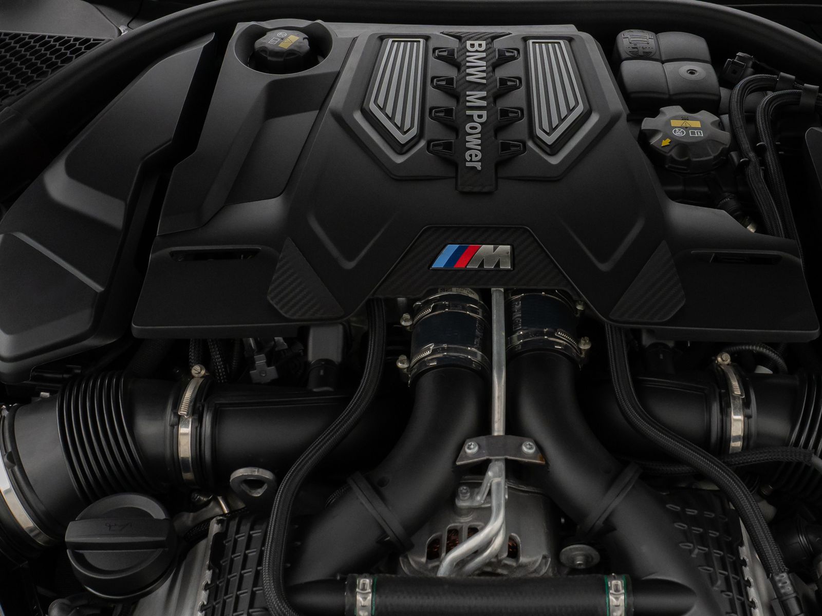 Fahrzeugabbildung BMW M8 Competition xD Gran Coupé SoftCL 360°TV Laser