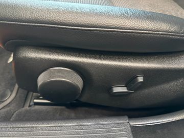 Mercedes-Benz C 250 T AVANTGARDE *TÜV NEU*Navi*PDC*
