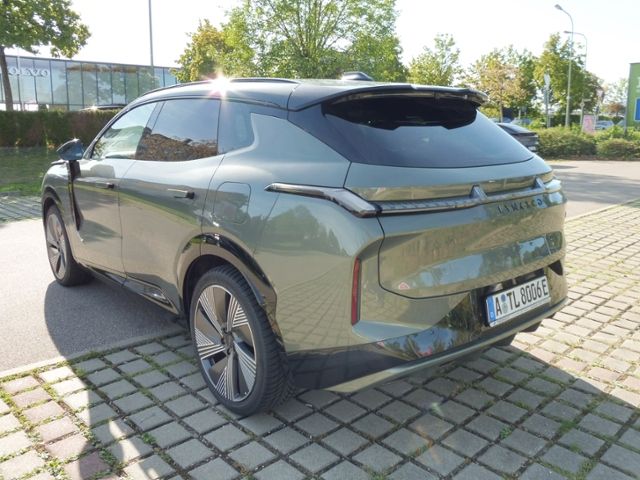 Lynk & Co 08