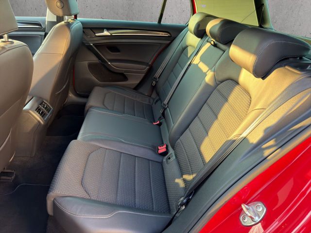 Golf VII Highline 1.4 TSI DSG Bluetooth Navi