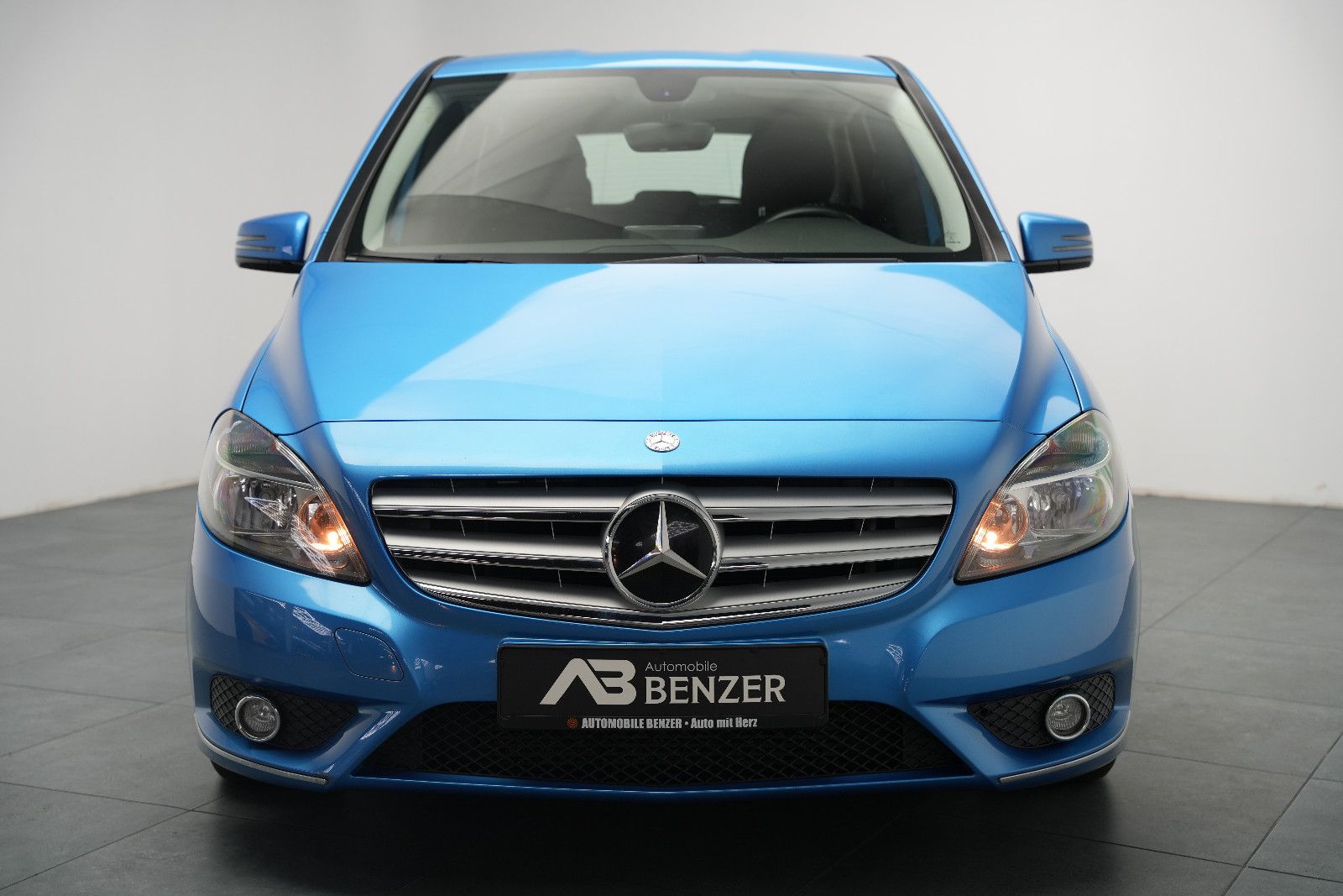 Fahrzeugabbildung Mercedes-Benz B 180 CDI/Edition E/Navigation/SHZ/MFL/ALU/