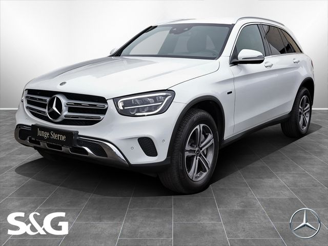 Mercedes-Benz GLC 300 e 4M+AHK+DISTRONIC+18 ZOLL+KAMERA+LED