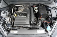 Fahrzeugabbildung Volkswagen Golf VII Lim. Comfortline BMT DYNAUDIO SHZ PDC!